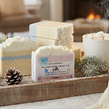 (2 extremos cortados a la IZQUIERDA) Suéter de invierno ~ Jabón en barra de leche de cabra elaborado a mano con proceso en frío