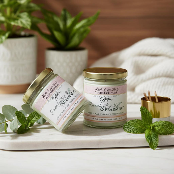 Vela de soja natural hecha a mano con eucalipto y hierbabuena en tarro mediano