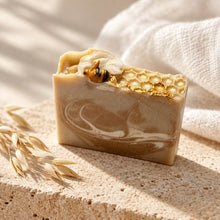 Odds &amp; Ends ~ Jabón en barra de leche de cabra elaborado en frío y hecho a mano
