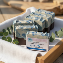 Jabón en barra de leche de cabra elaborado a mano con proceso en frío de madera de teca caribeña (para él)