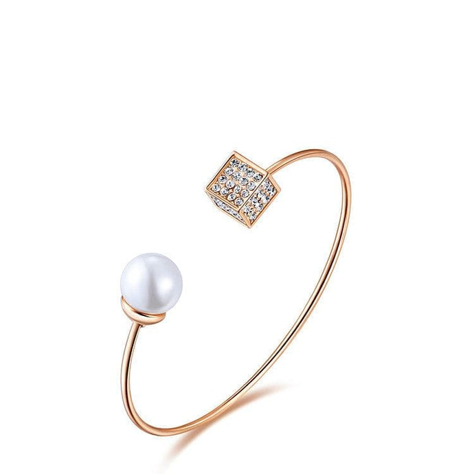 Dawn Pearl & Austrian Crystal bracelet